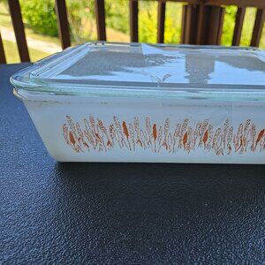 Proctor-Silex Vintage 1979 Milk Glass Wheat Pattern Casserole Dish with Lid